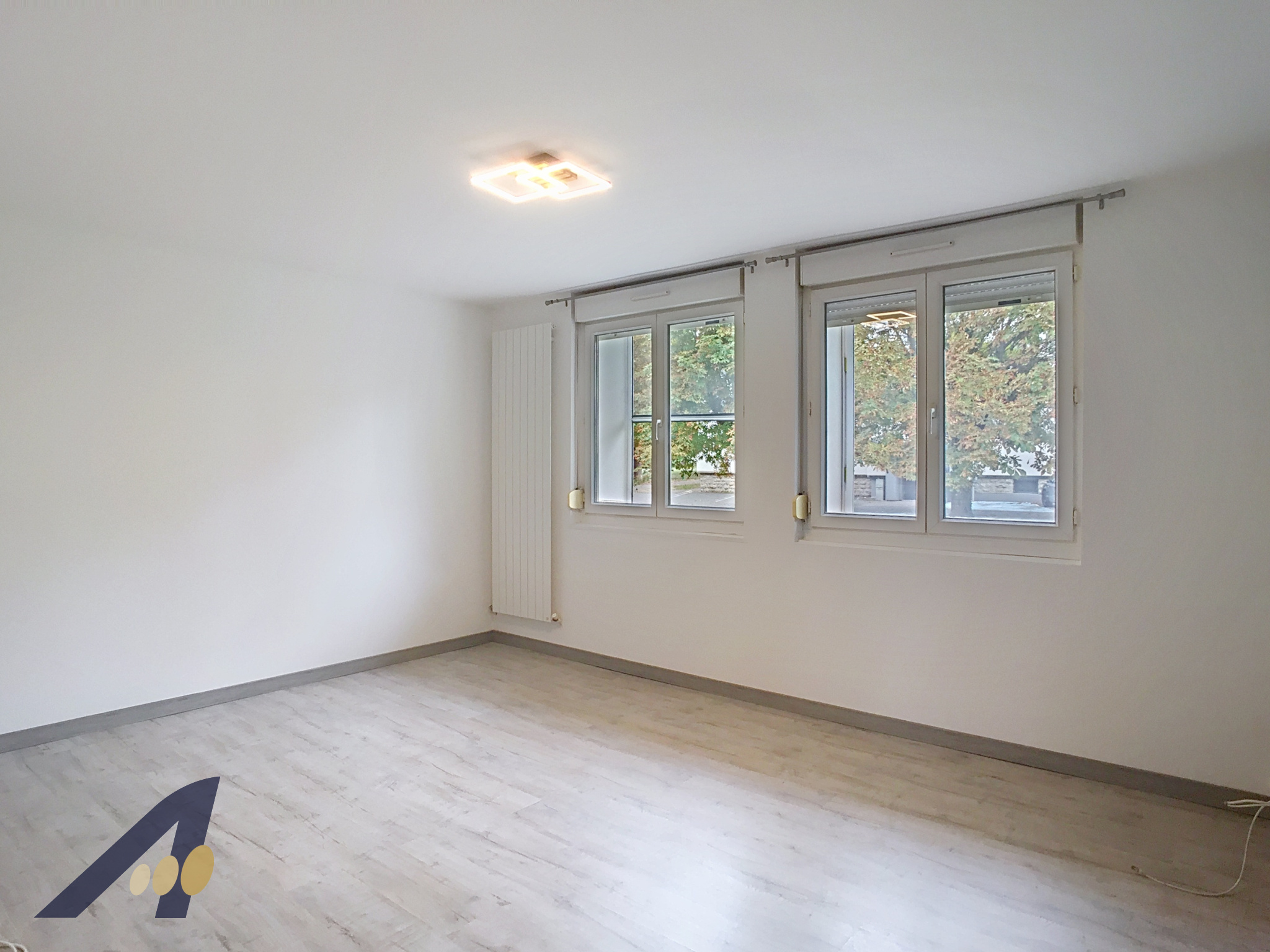 A LOUER – GRAND CHARMONT – F3 de 62.70 m2 en cours… — photo 2
