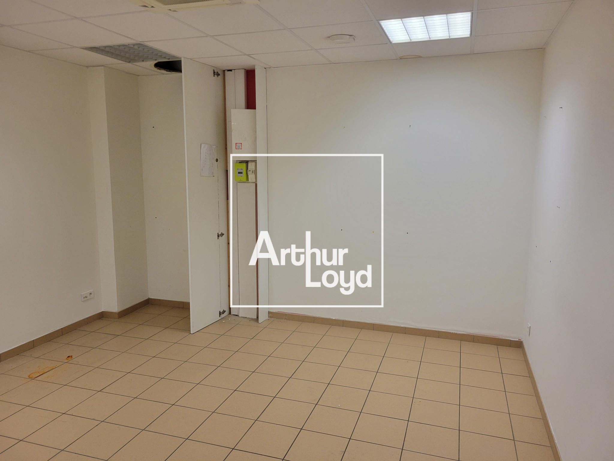 Local à louer au centre commercial des Glacis à Belfort — photo 4