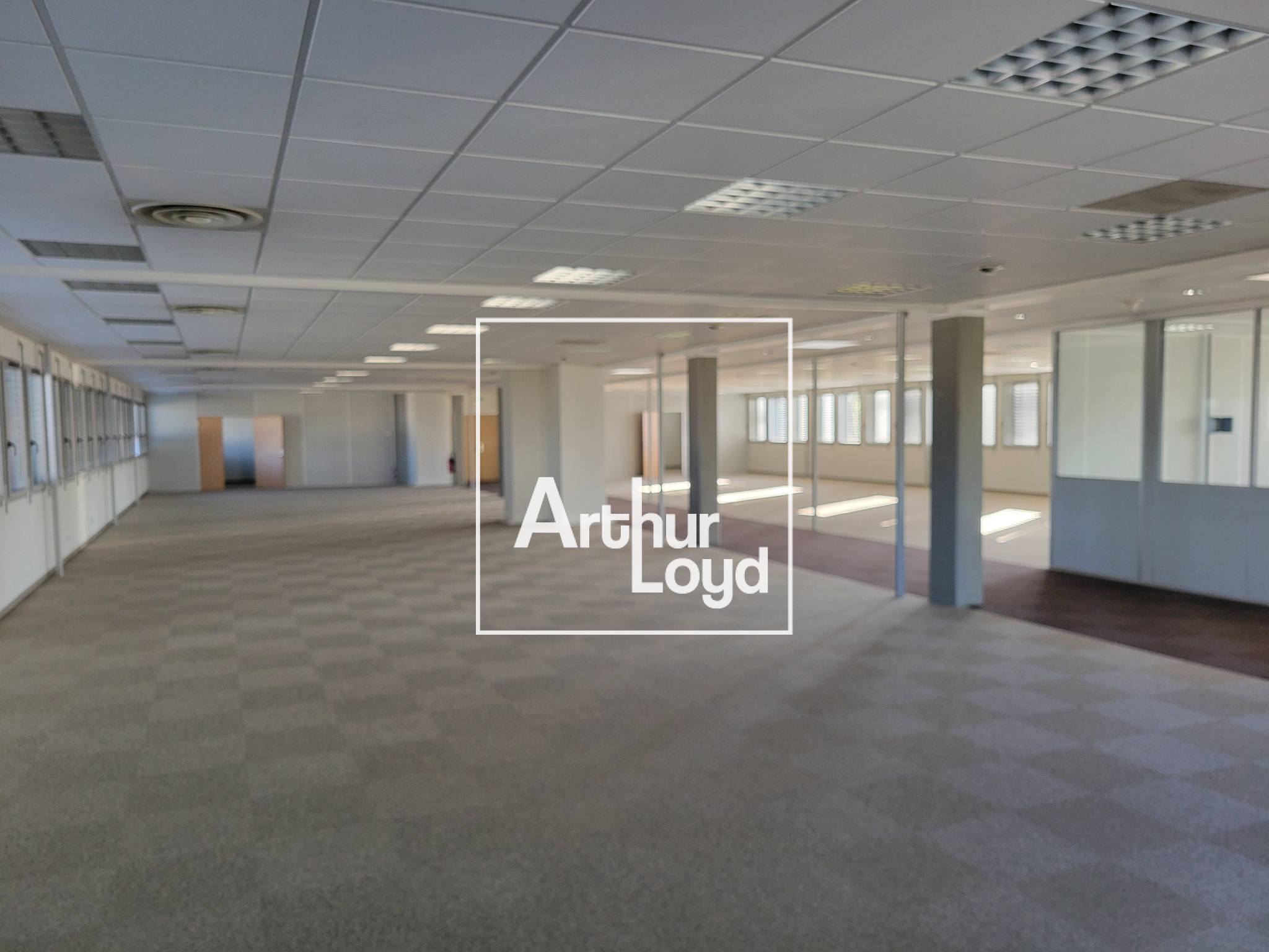 Bureaux à louer au coeur du pôle numérique du site… — photo 2